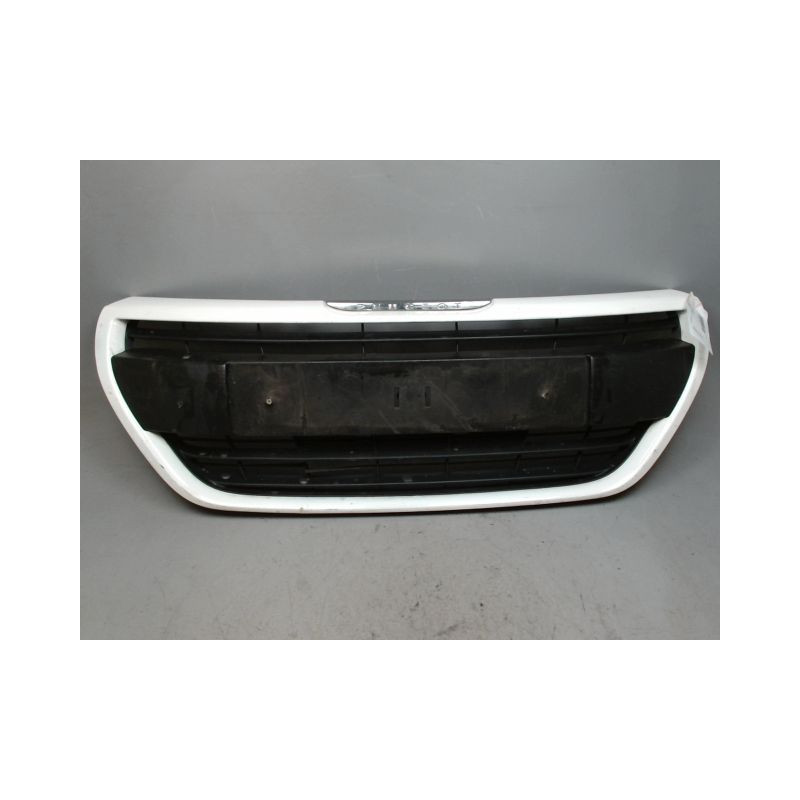 GRILLE PARE-CHOC AVANT PEUGEOT 208