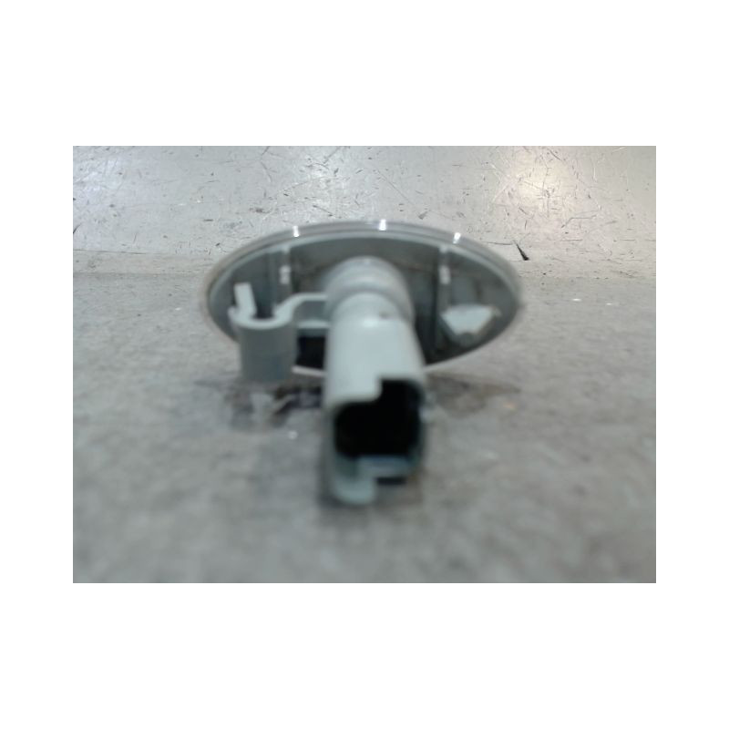 REPETITEUR AILE DROIT CITROEN BERLINGO