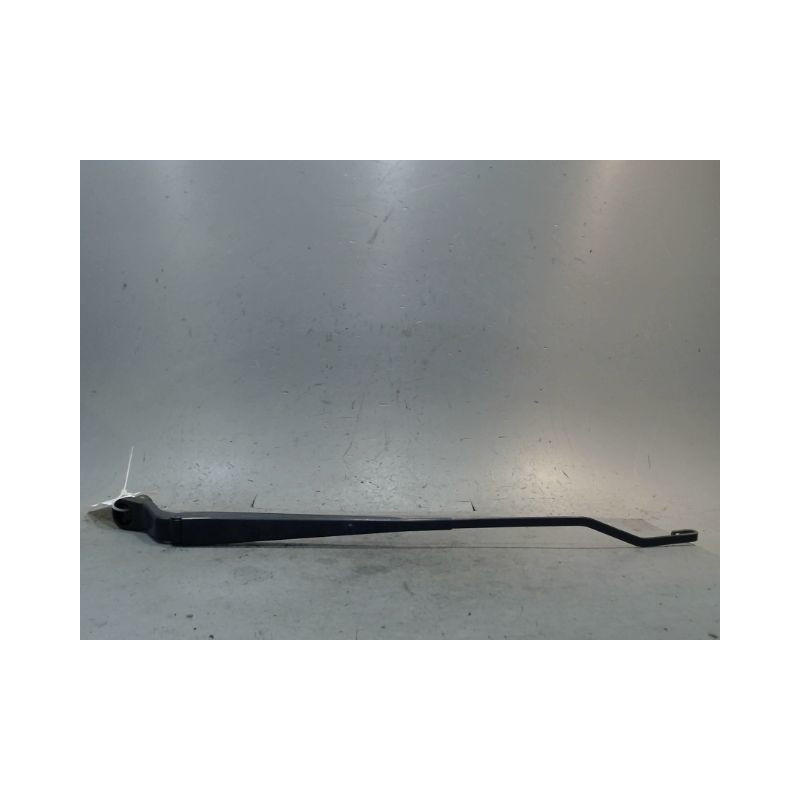 BRAS ESSUIE-GLACE AVANT DROIT DODGE CALIBER