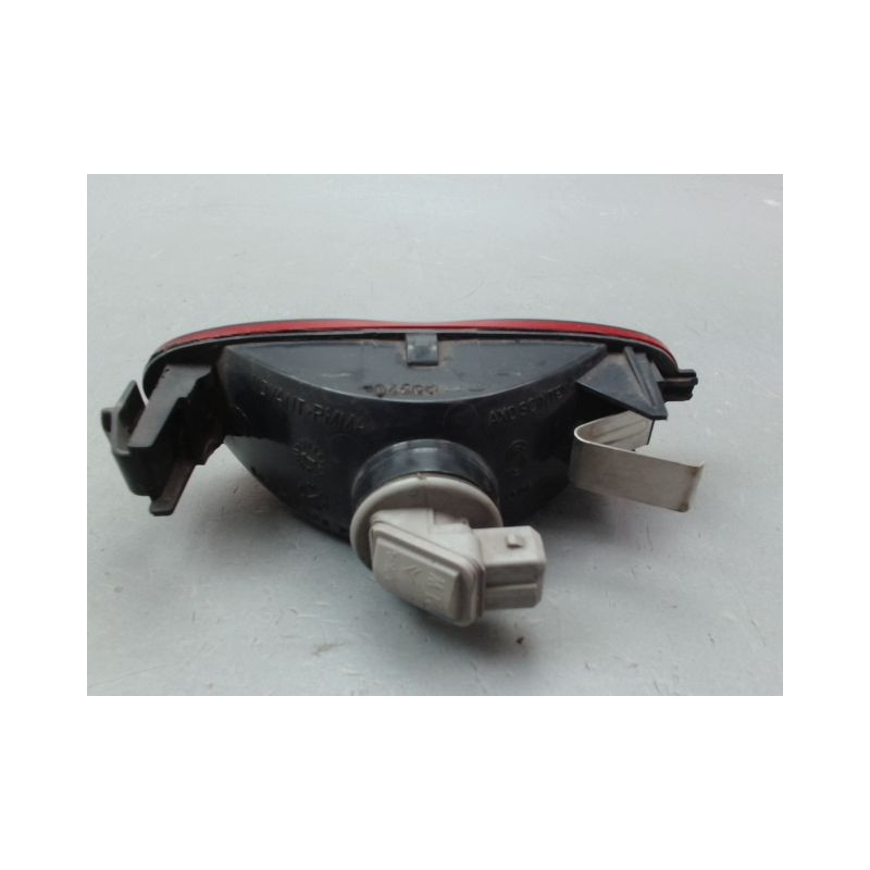 FEU BROUILLARD CENTRAL ARRIERE PEUGEOT 206 1998-2009