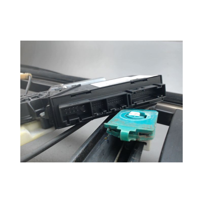 MECANISME LEVE-GLACE ARRIERE DROIT PORSCHE CAYENNE