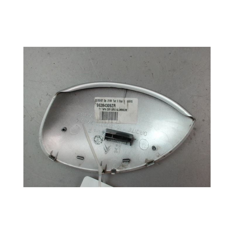 CARENAGE RETROVISEUR EXTERIEUR DROIT PEUGEOT 206 1998-2009