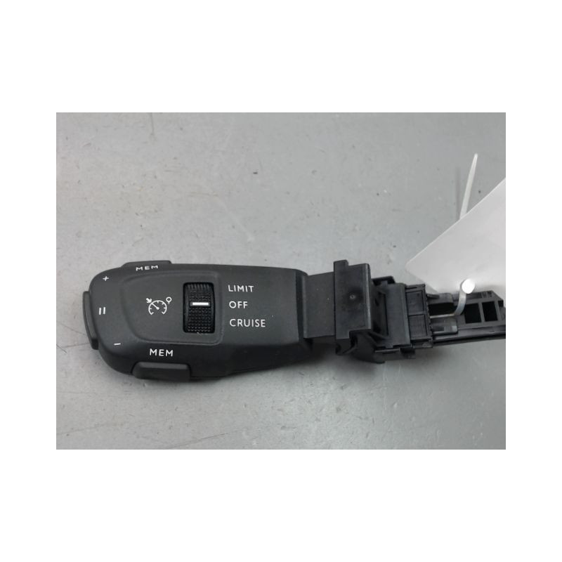 COMMANDE REGULATEUR/LIMITATEUR VITESSE PEUGEOT 508 BERL. Phase 1 2011-...