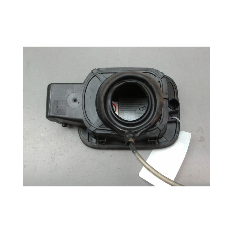 VOLET DE TRAPPE CARBURANT VOLKSWAGEN JETTA 2005-
