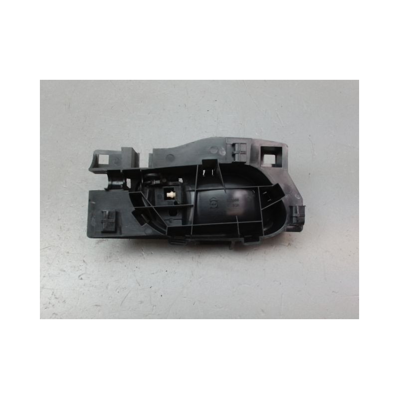 POIGNEE INTERIEURE PORTE AVANT GAUCHE PEUGEOT 207 2006-2013
