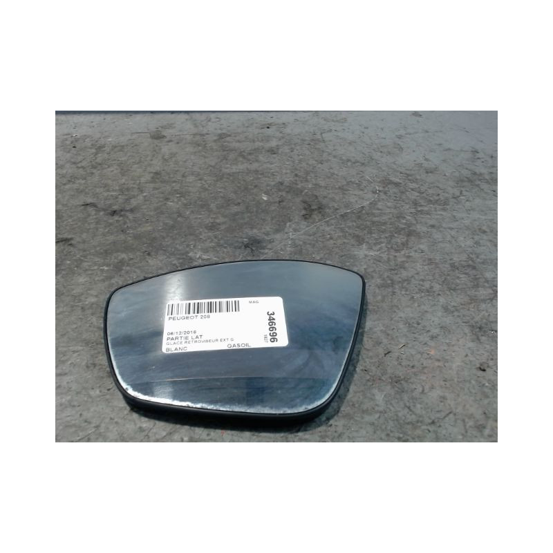 GLACE RETROVISEUR EXT G PEUGEOT 208