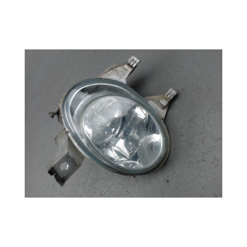 PHARE ANTIBROUILLARD AVANT DROIT PEUGEOT 206