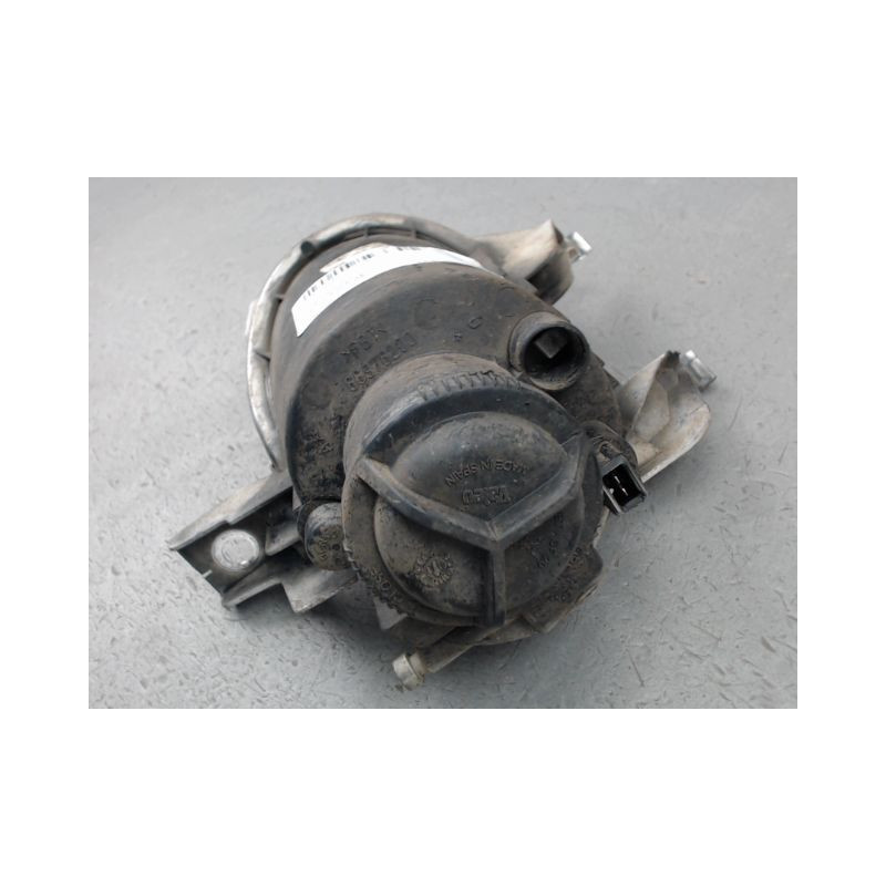 PHARE ANTIBROUILLARD AVANT DROIT PEUGEOT 206