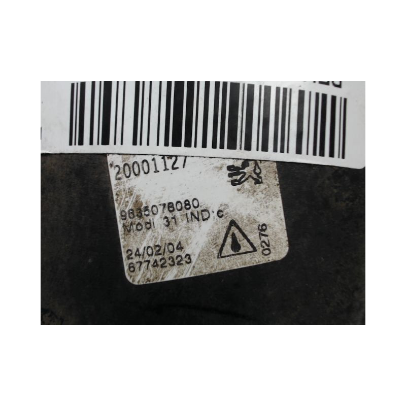 PHARE ANTIBROUILLARD AVANT DROIT PEUGEOT 206