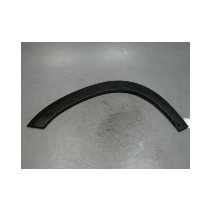 ELARGISSEUR AILE AVANT GAUCHE PEUGEOT 2008