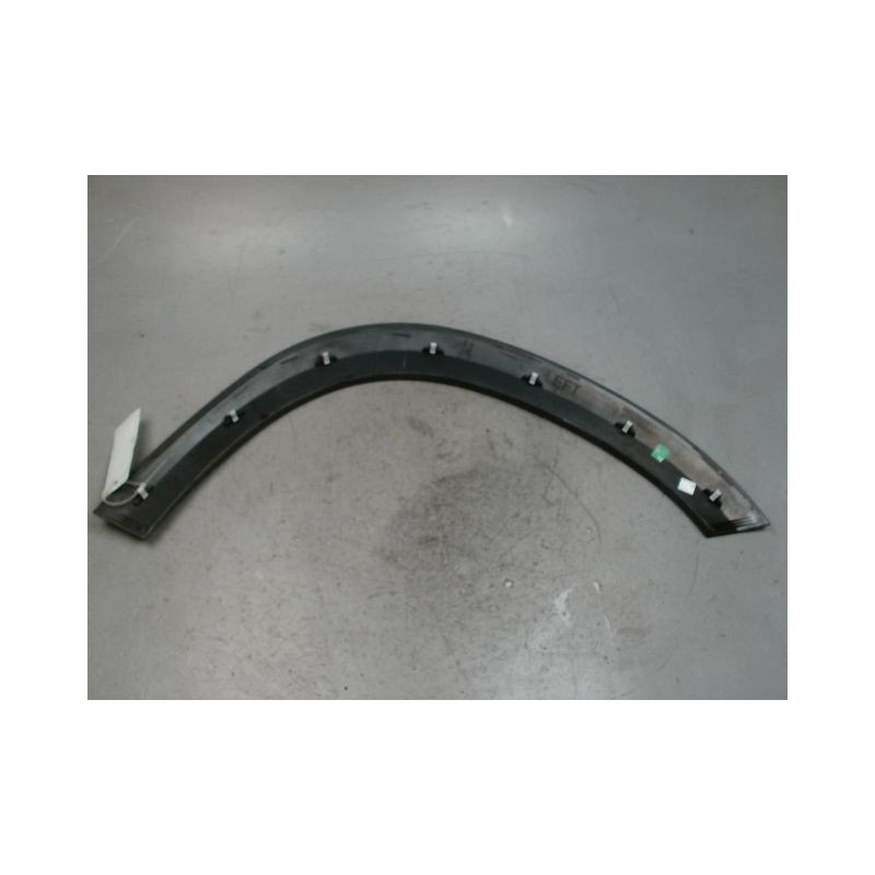ELARGISSEUR AILE AVANT GAUCHE PEUGEOT 2008