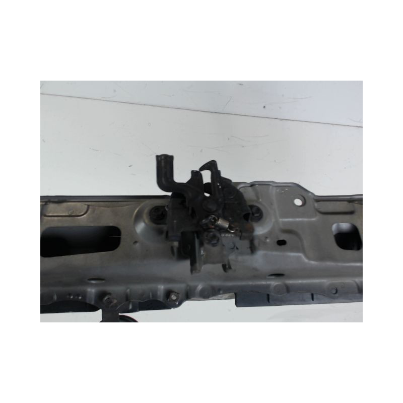 TRAVERSE SUPERIEURE ARMATURE AVANT TOYOTA YARIS 2005-