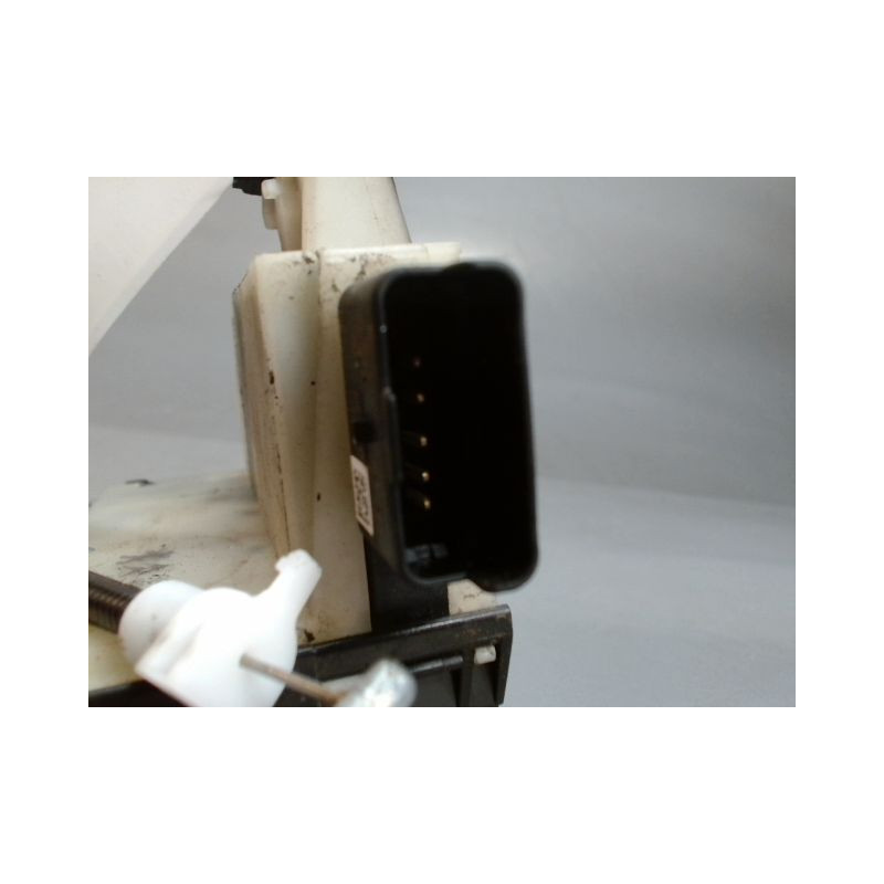 SYSTEME CONDAMNATION ARRIERE DROIT PEUGEOT 208