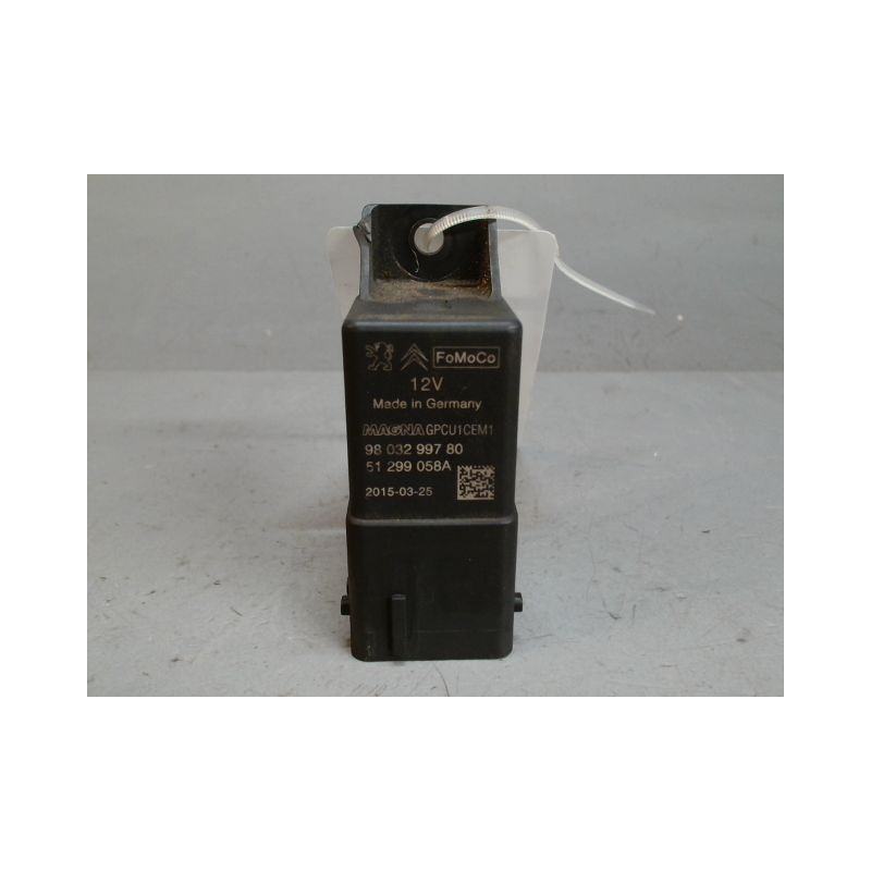 BOITIER DE PRECHAUFFAGE PEUGEOT 308