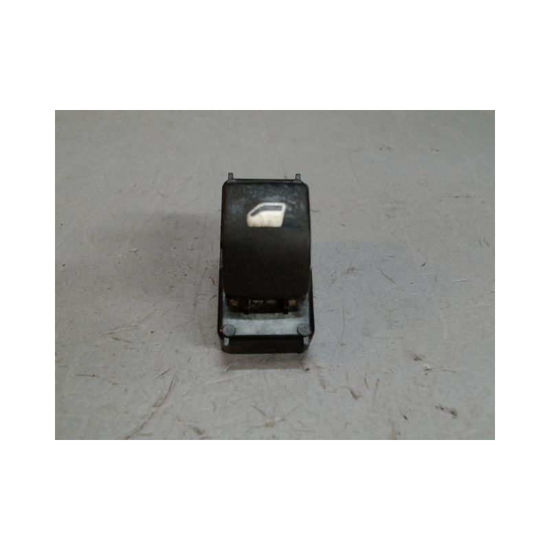 COMMANDE LEVE-GLACE PORTE AVD PEUGEOT 207 5P