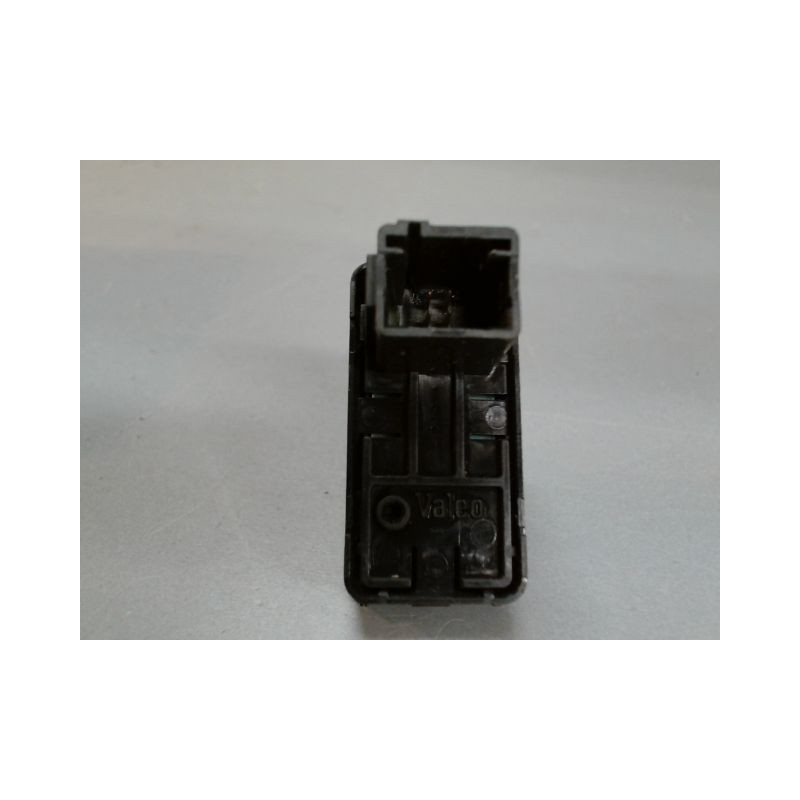 COMMANDE LEVE-GLACE PORTE AVD PEUGEOT 207 5P