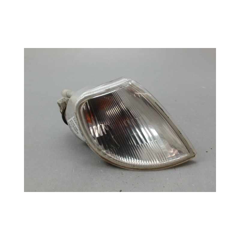 CLIGNOTANT DROIT CITROEN SAXO Phase 1 1996-1999