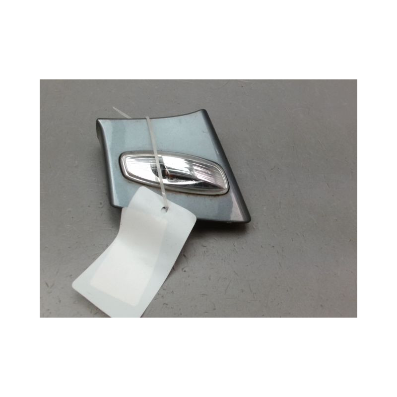 REPETITEUR RETROVISEUR DROIT PEUGEOT 308 Phase 1 2007-2011