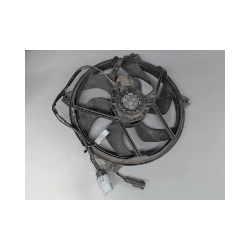 MOTEUR VENTILATEUR RADIATEUR PEUGEOT 407