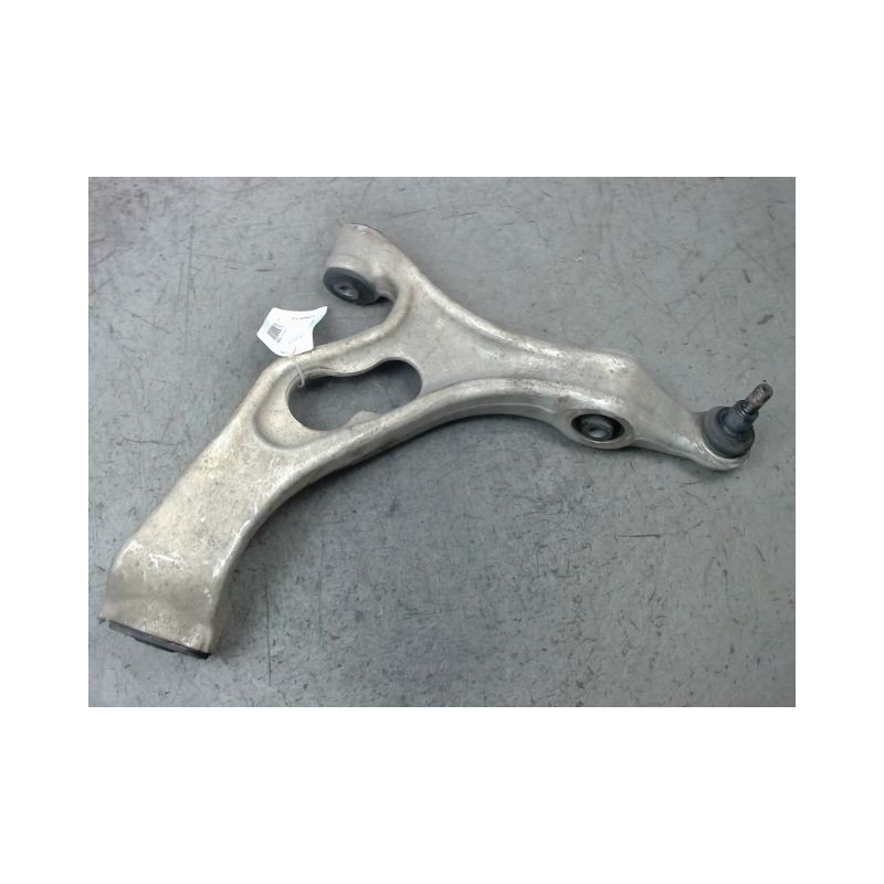TRIANGLE INFERIEUR AVANT GAUCHE PORSCHE CAYENNE