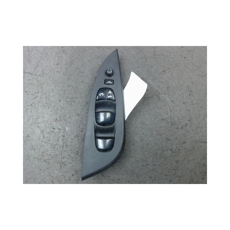 COMMANDE LEVE-GLACE PORTE AVG NISSAN PULSAR