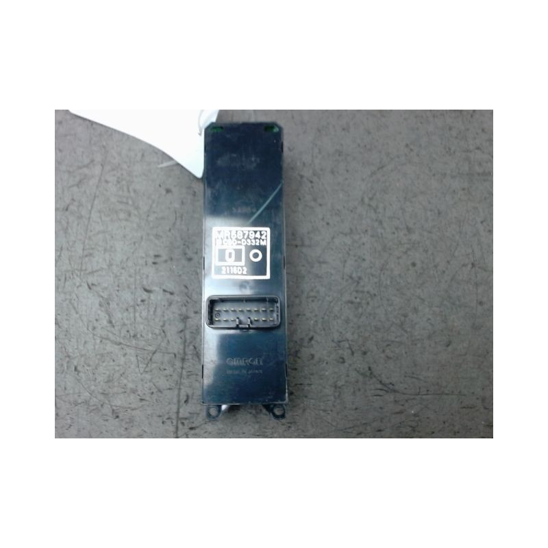 COMMANDE LEVE-GLACE PORTE AVG PEUGEOT ION