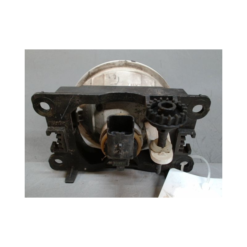 PHARE ANTIBROUILLARD AVANT DROIT PEUGEOT 5008 2009-