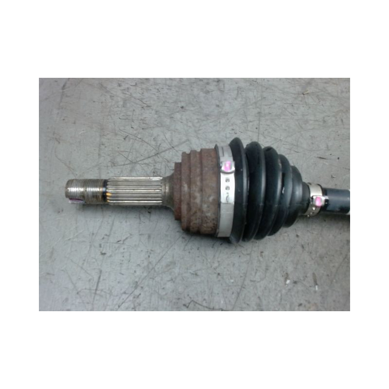 TRANSMISSION AVANT DROIT TOYOTA AYGO 1.0 