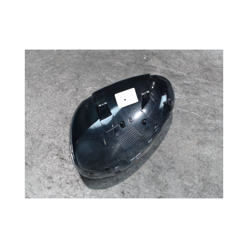 CARENAGE RETROVISEUR EXTERIEUR DROIT PEUGEOT 107 5P