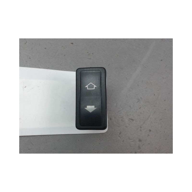COMMANDE LEVE-GLACE PORTE AVD CITROEN SAXO Phase 1 1996-1999