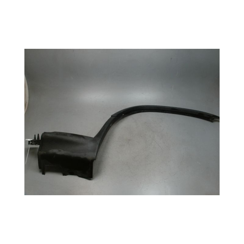 ELARGISSEUR AILE AVANT DROIT B.M.W. X5