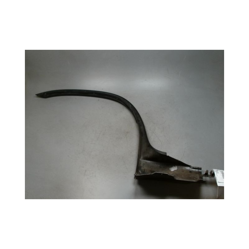 ELARGISSEUR AILE AVANT DROIT B.M.W. X5