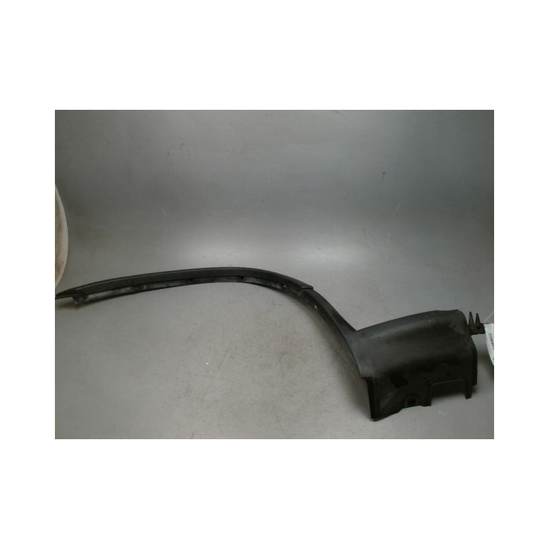 ELARGISSEUR AILE AVANT GAUCHE B.M.W. X5