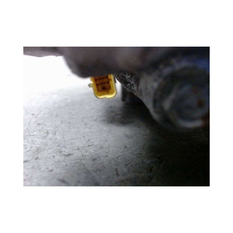 COMPRESSEUR AIR CONDITIONNE PEUGEOT 5008 2009-