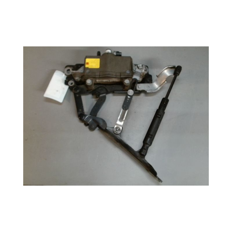 COMPAS DROIT CAPOT B.M.W. SERIE 5