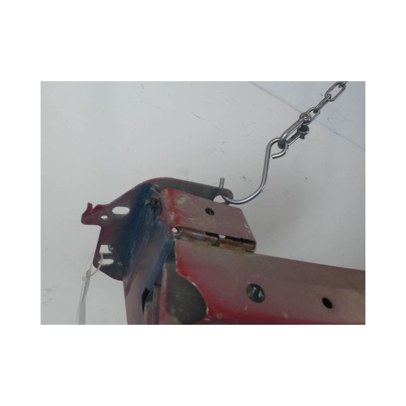 TRAVERSE INFERIEURE ARMATURE AVANT DODGE CALIBER 2006-