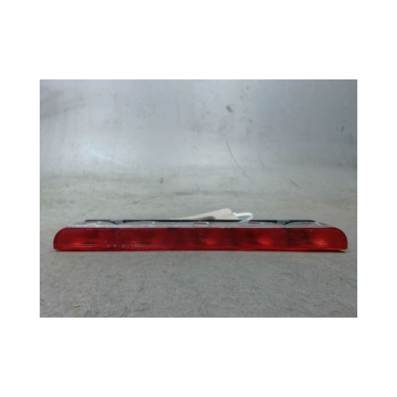 FEUX STOP SUPPLEMENTAIRE CITROEN SAXO 99-
