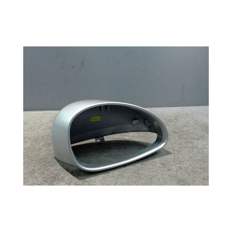 CARENAGE RETROVISEUR EXTERIEUR DROIT CITROEN C4 2008-