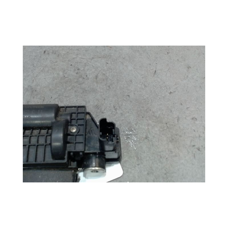 SERRURE HAYON  PEUGEOT 5008