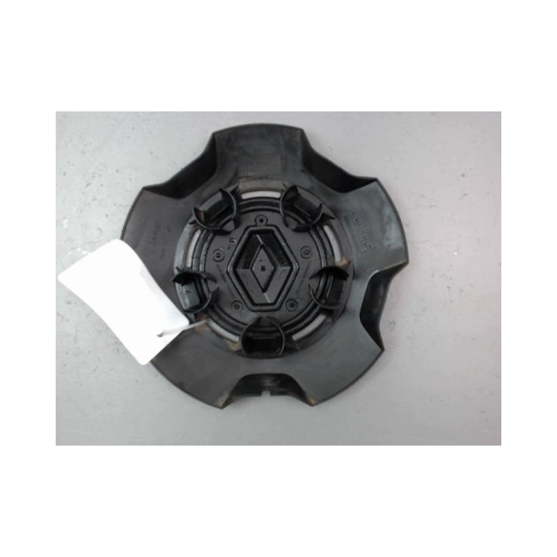 ENJOLIVEUR DE ROUE RENAULT TRAFIC