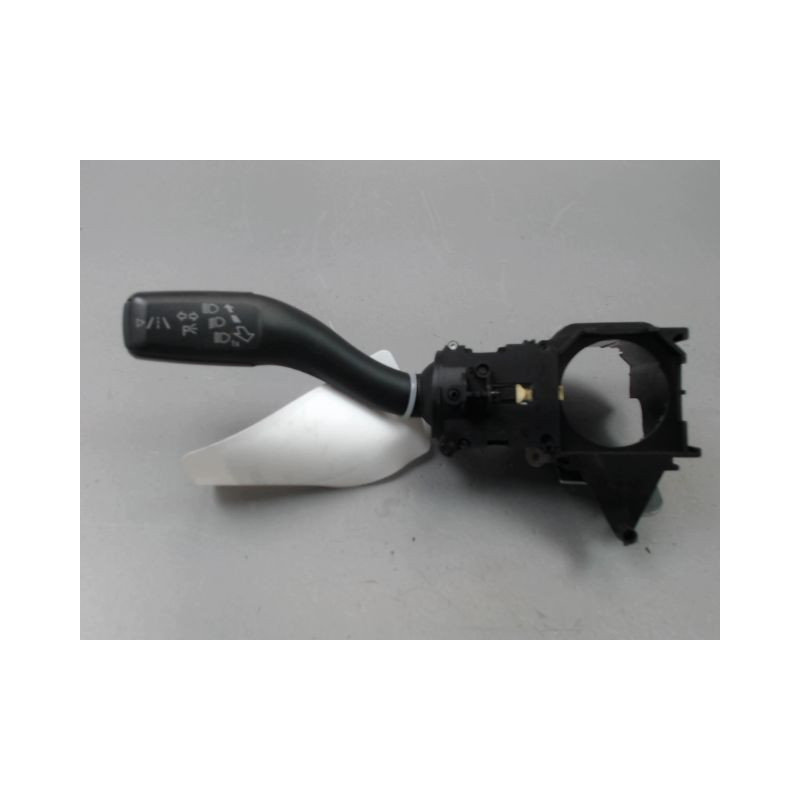 COMMANDE CLIGNOTANT AUDI A8 2007-
