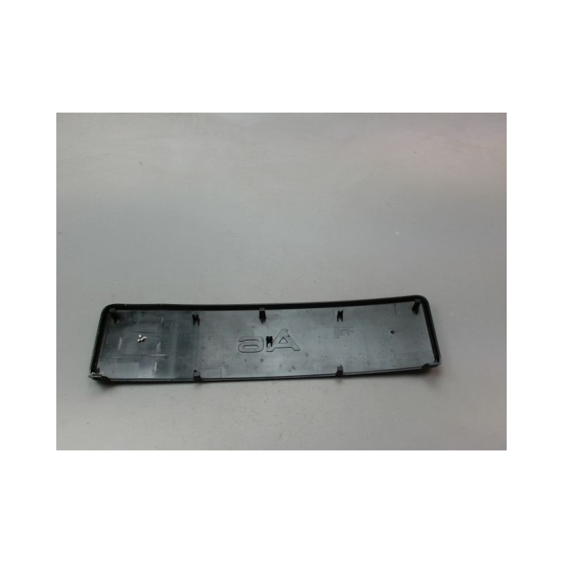 SUPPORT PLAQUE DE POLICE AVANT AUDI A6 2004-