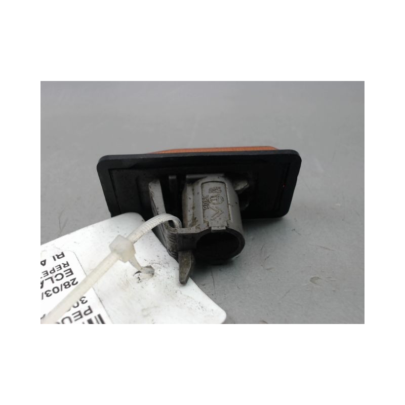 REPETITEUR AILE DROIT PEUGEOT 306 CABRIO 2P PHASE 1 1994-1997