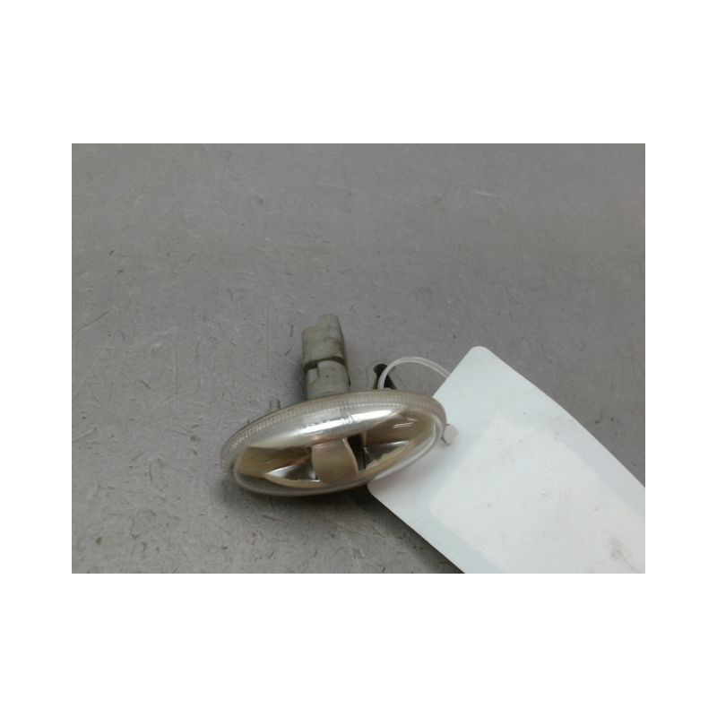 REPETITEUR AILE GAUCHE PEUGEOT 307 Phase 2 2005-2007
