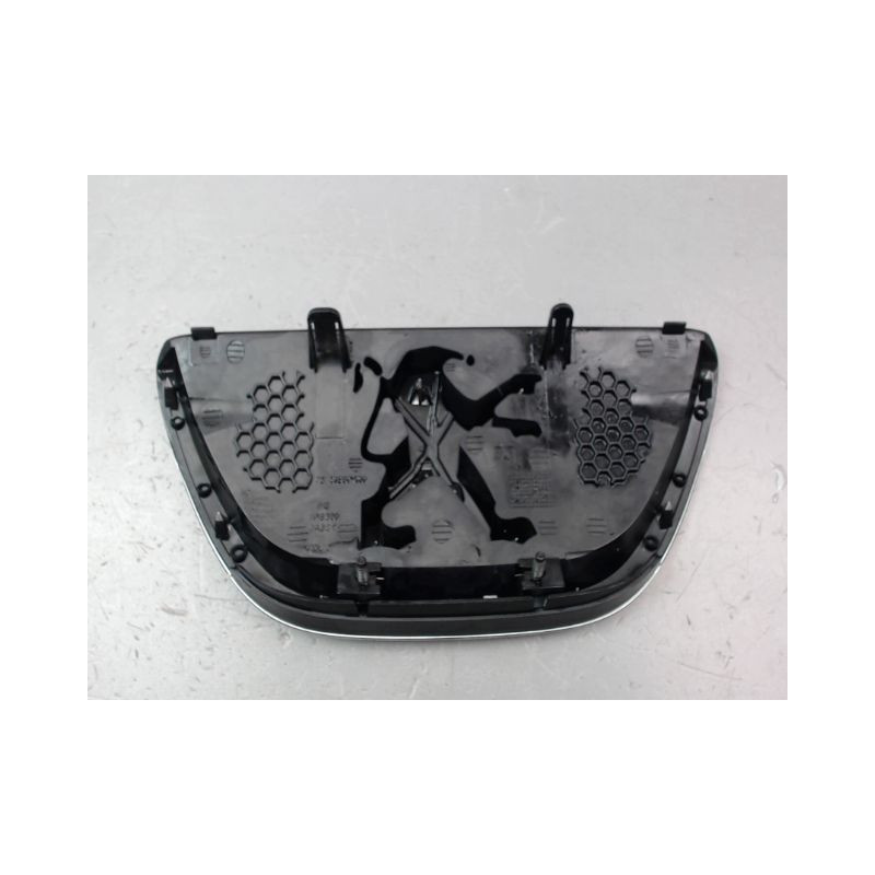 SIGLE CALANDRE PEUGEOT 107 Phase 2 2009-2012