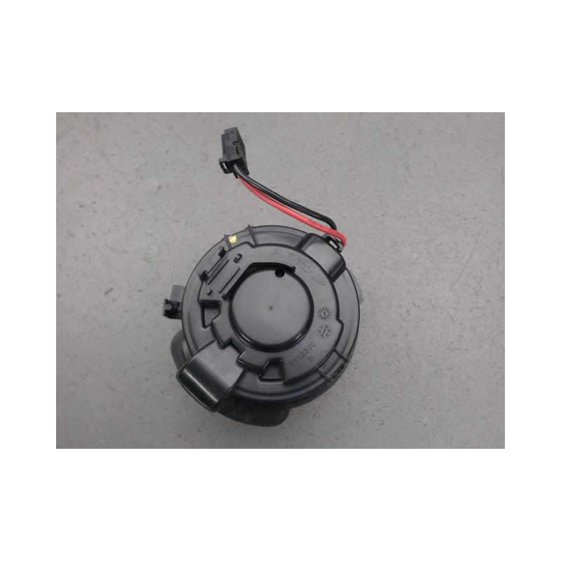 MOTEUR VENTILATEUR CHAUFFAGE PEUGEOT 308