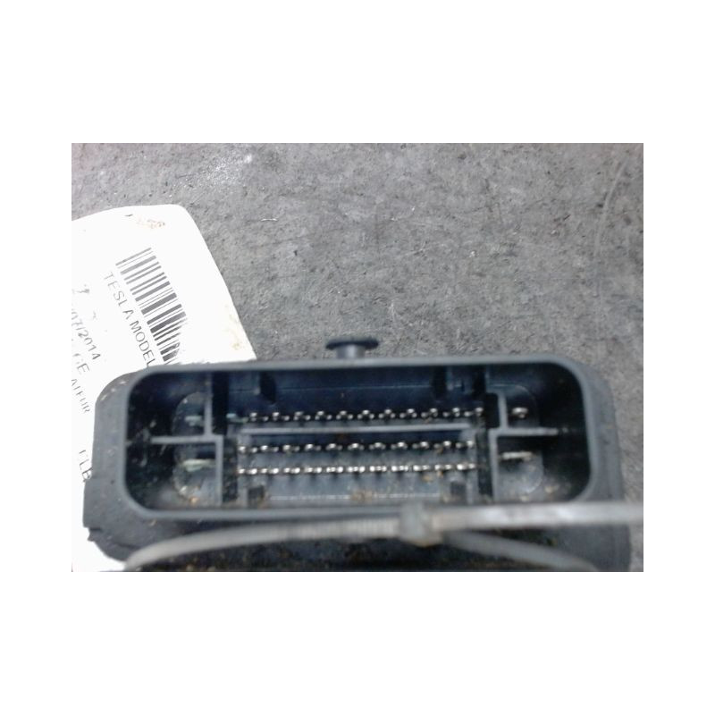 BLOC REGULATEUR TESLA MODEL S