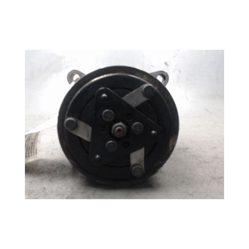 COMPRESSEUR AIR CONDITIONNE PEUGEOT 307 BREAK 02-05