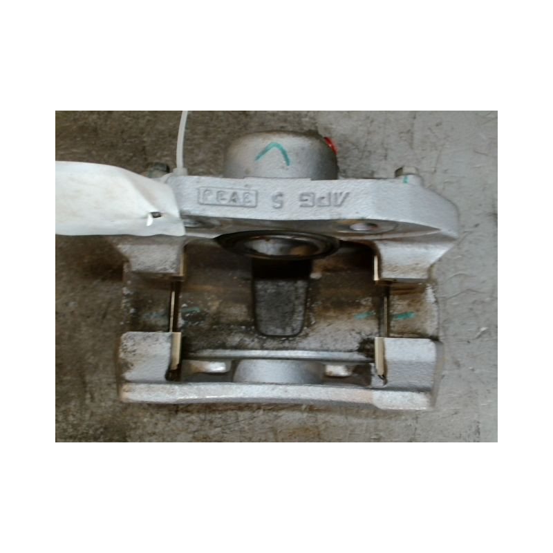 ETRIER DE FREIN AVANT DROIT PEUGEOT 208