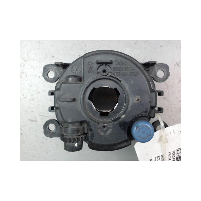 PHARE ANTIBROUILLARD AVANT DROIT FORD FIESTA VI PHASE 1 2008-...